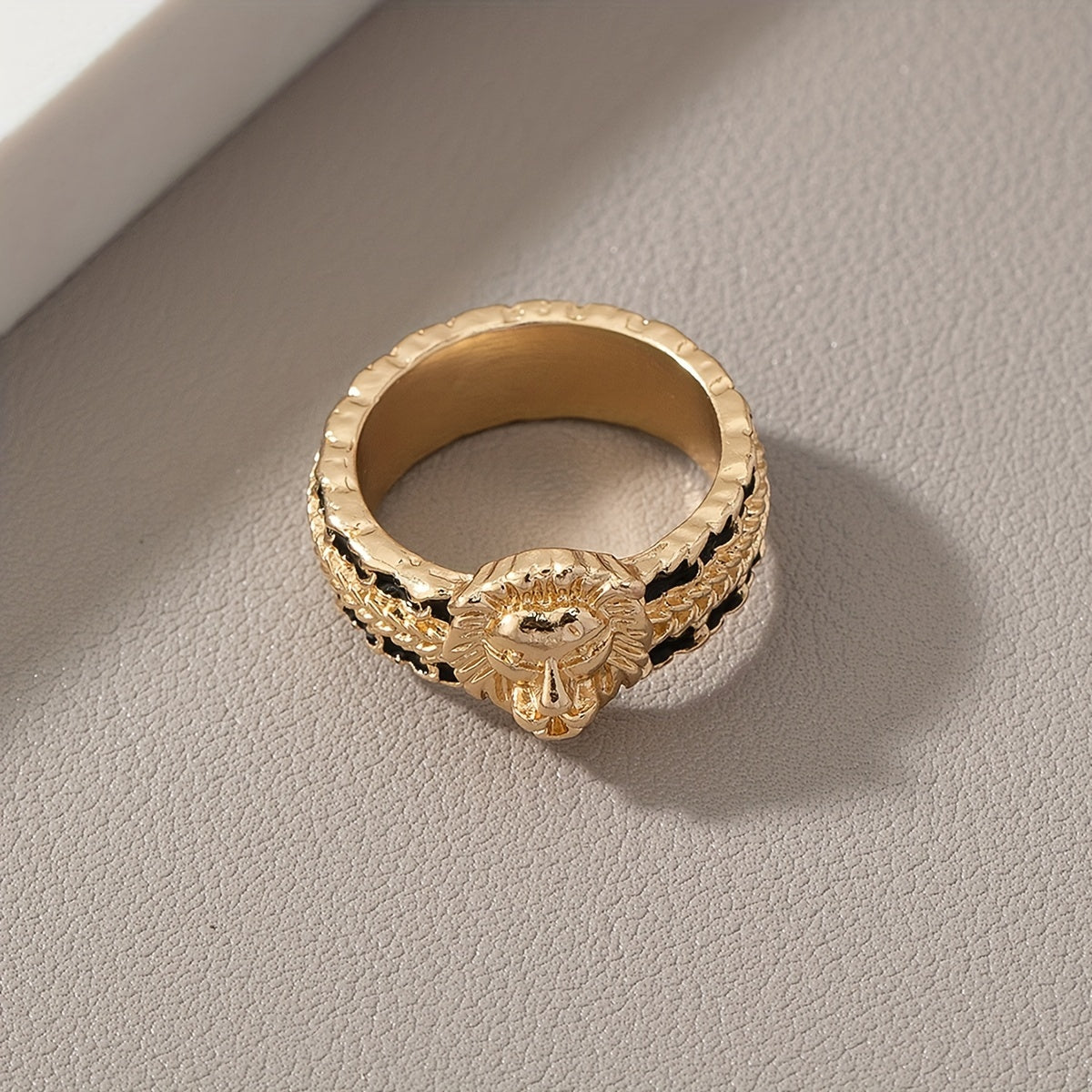 Luxurious Lion Head Ring