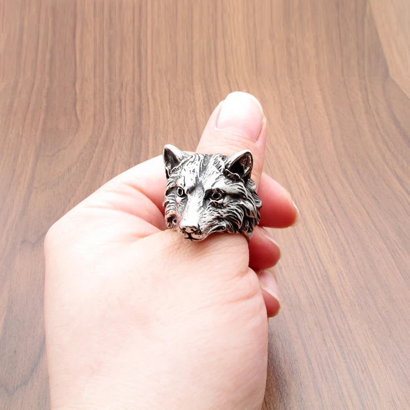 Amazing Wild Wolf Ring