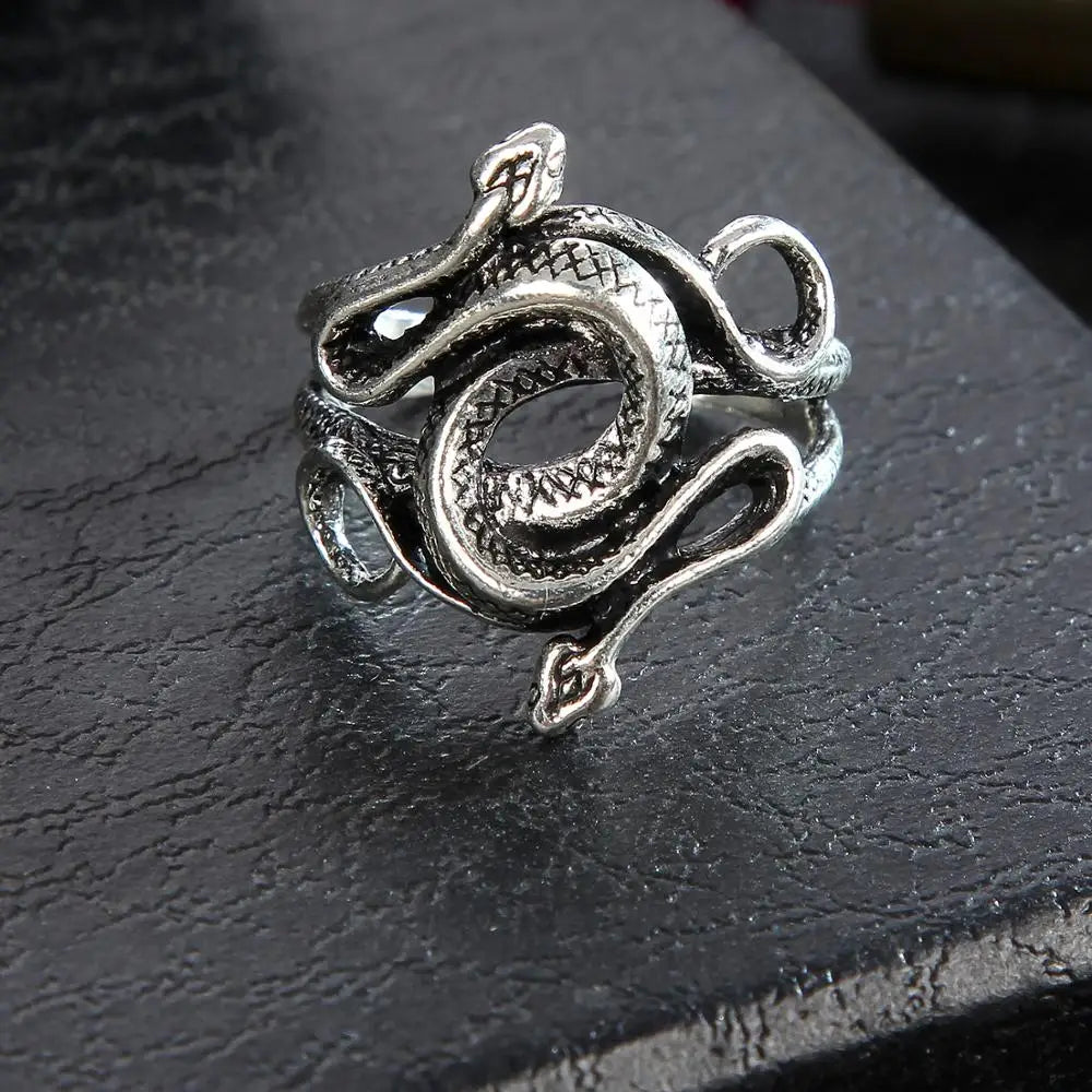 Gothic Retro Snake Ring