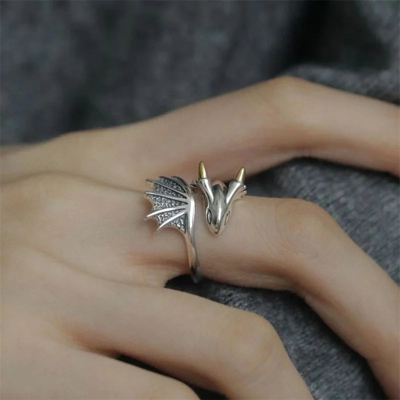 Small Flying Dragon Ring