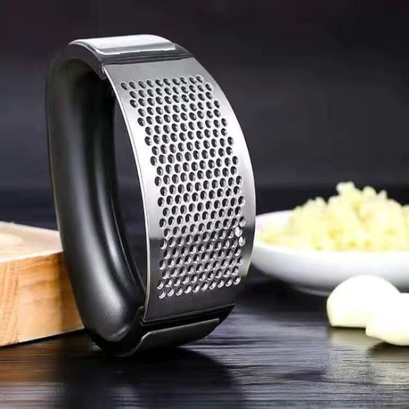 Unique Garlic press