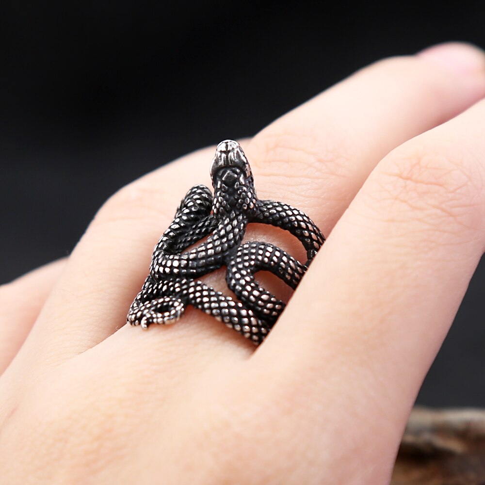 Amazing Snake Ring