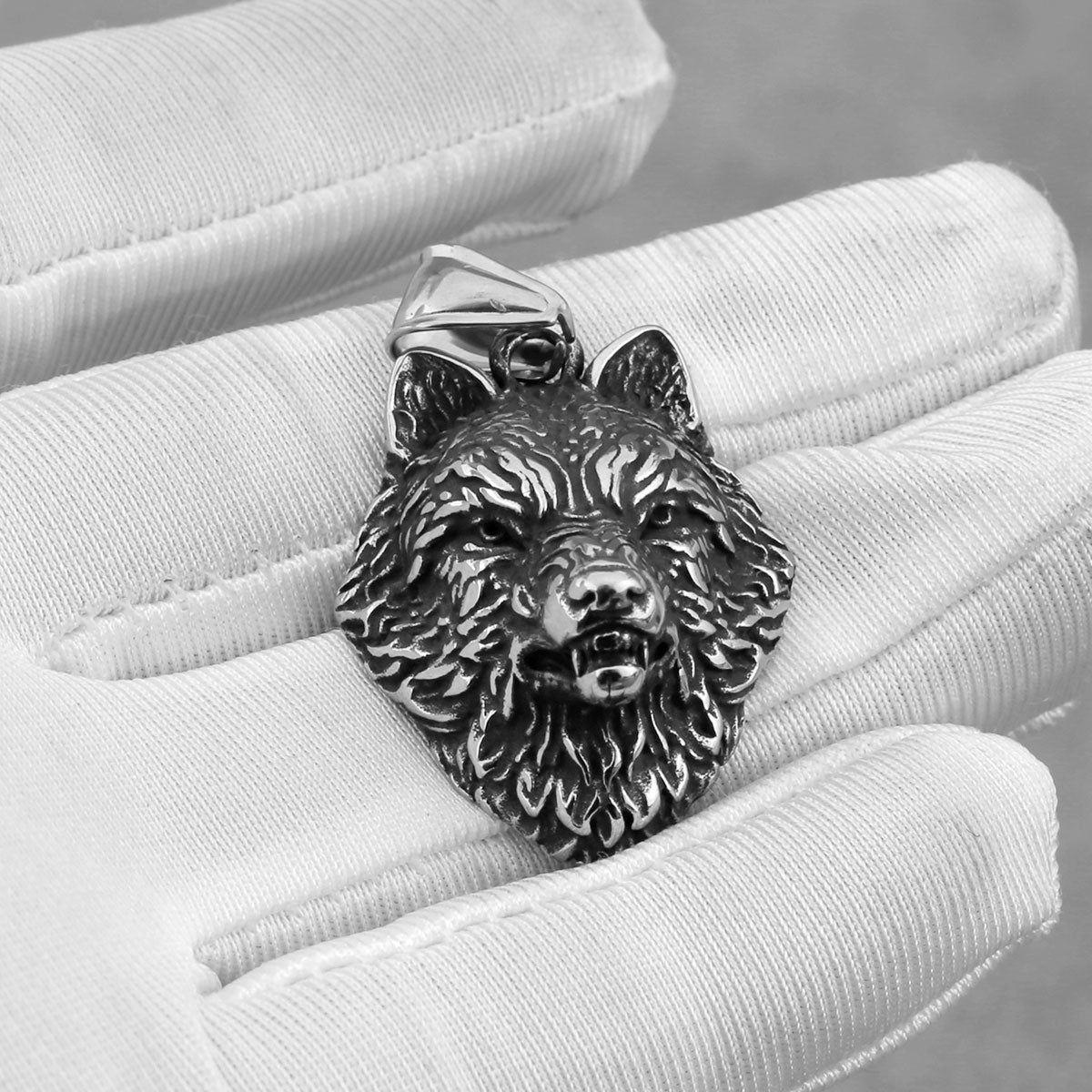 Amazing Viking Wolf Necklace