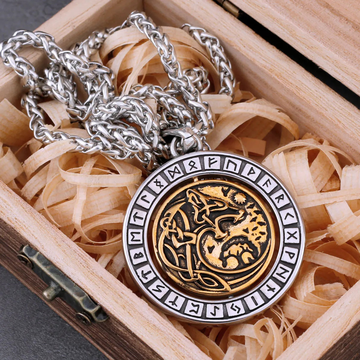 Amazing Vikings Wolf Necklace