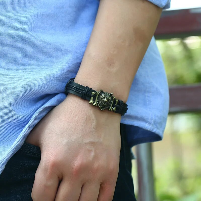 Unique Wolf Head Bracelet