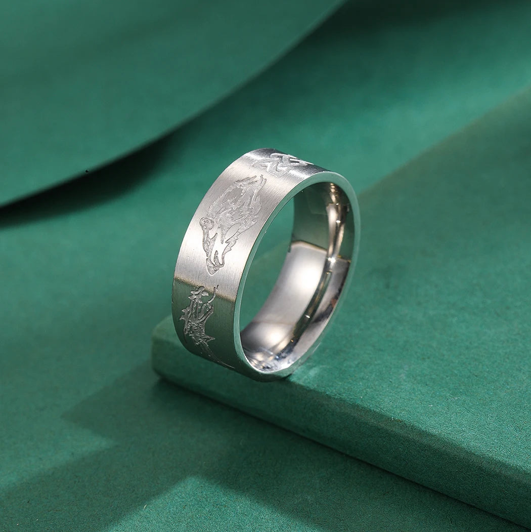 Unique Wolf Ring