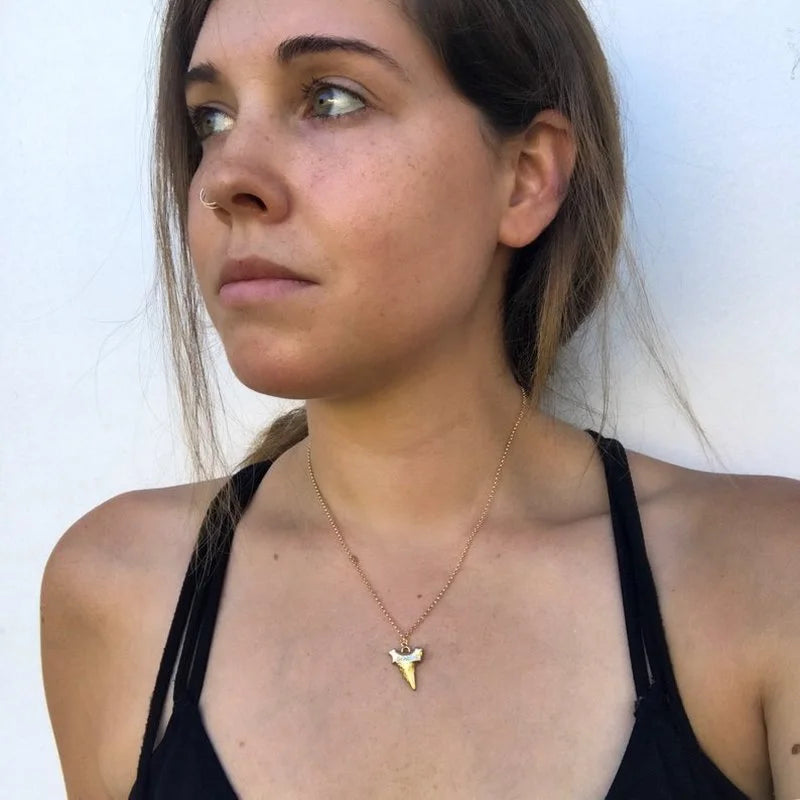 Simple Shark Touth Necklace