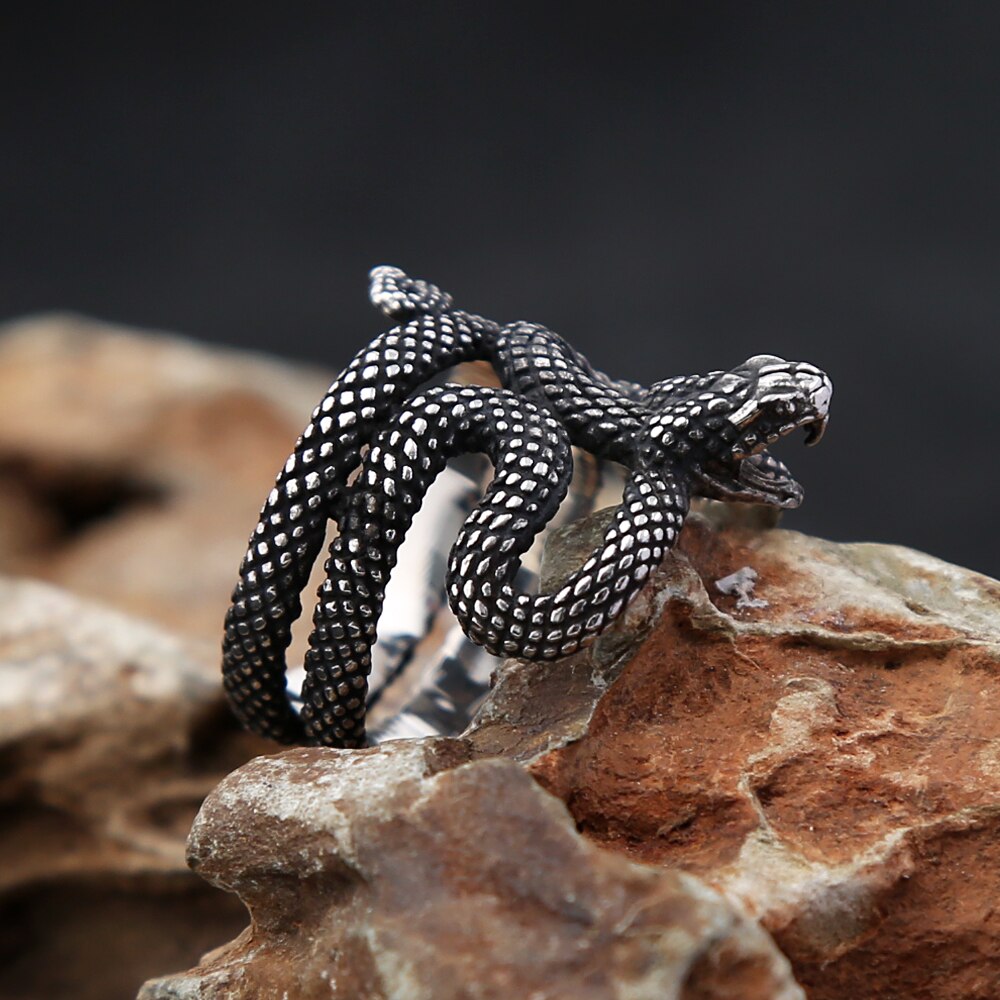 Amazing Snake Ring