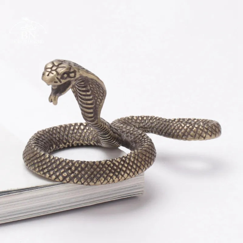Amazing Snake Statue