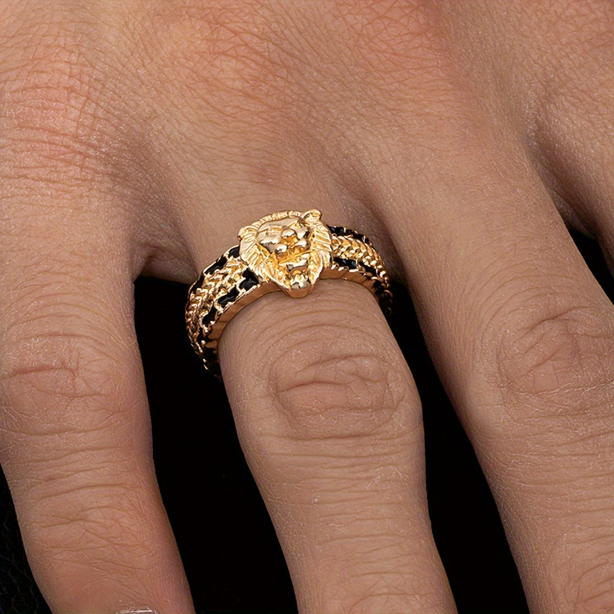 Luxurious Lion Head Ring