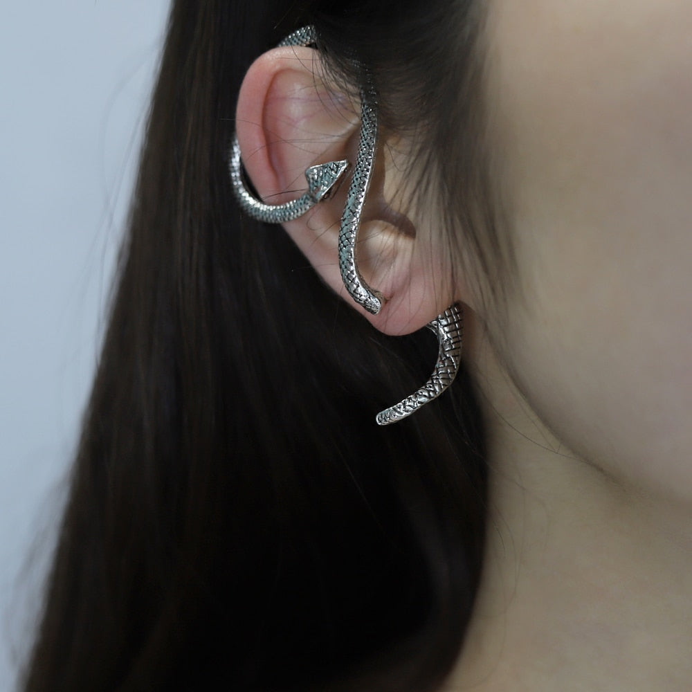 New Goth snake earrings - animalchanel