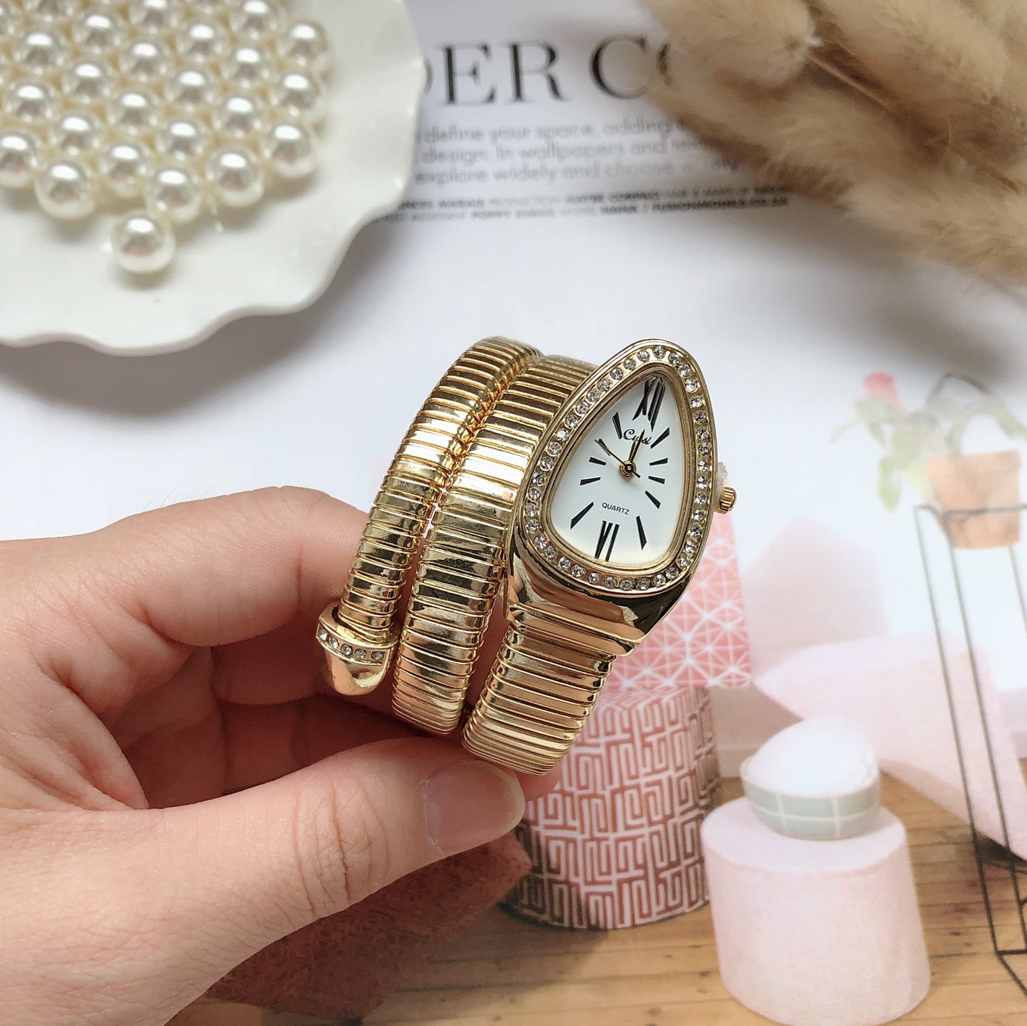 Elegant Snake Wemen Watch - animalchanel