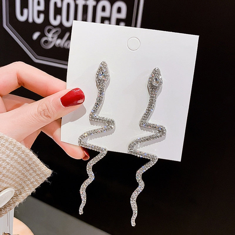 Elegant Long Crystal Snake Earrings - animalchanel