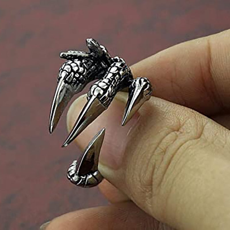 Amazing Dragon Claw Ring