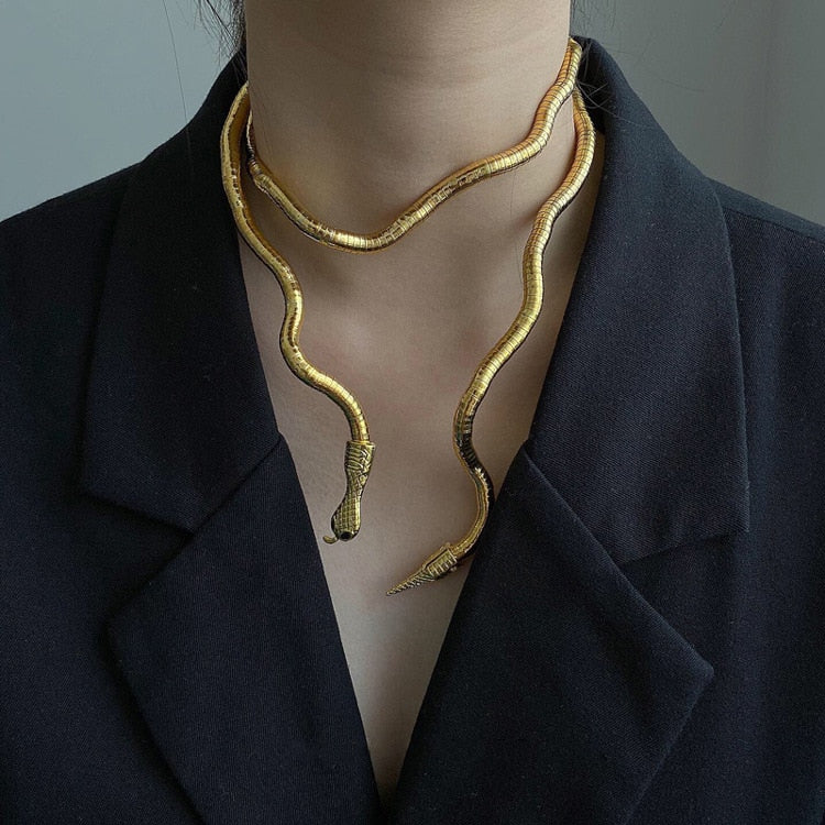 Amazing Chunky Snake Necklace - animalchanel