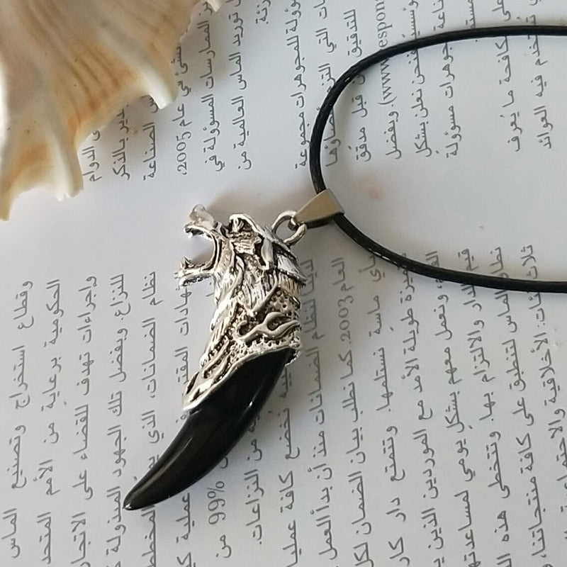 amazing Wolf tooth necklace - animalchanel