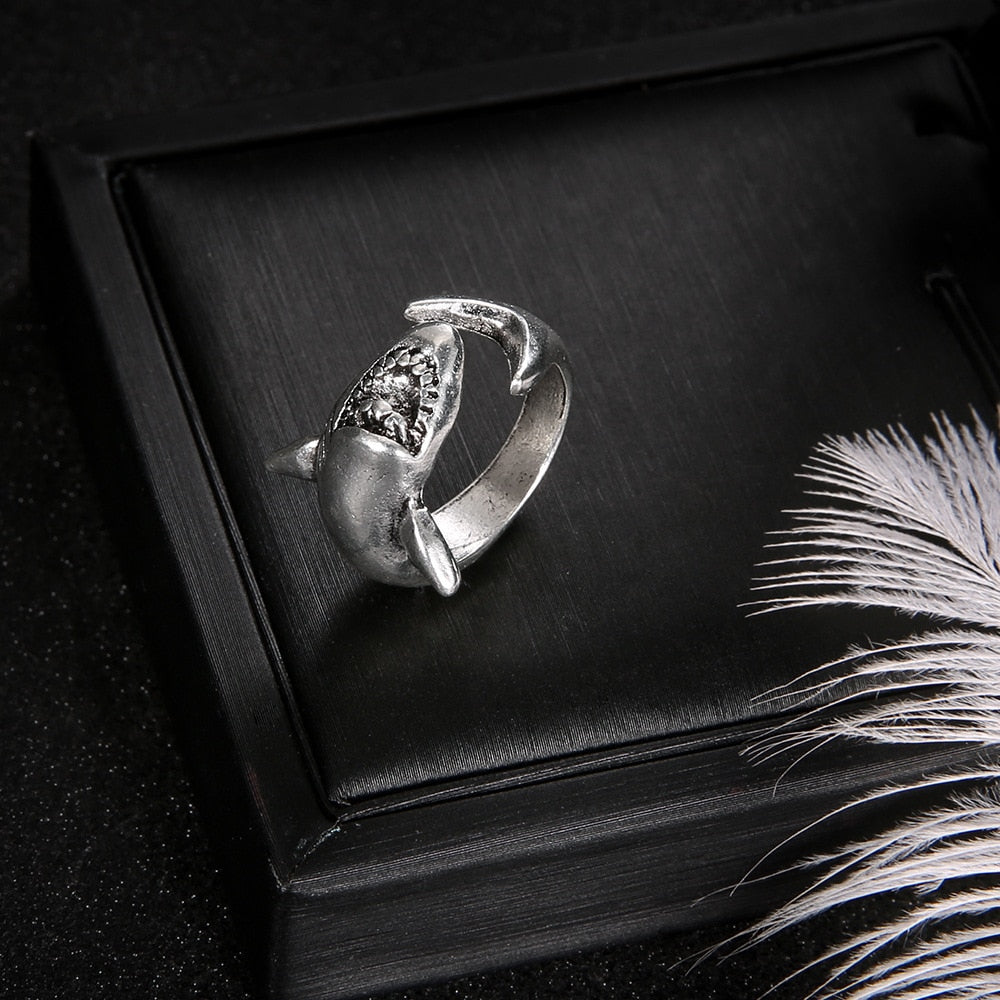 Unique shark ring - animalchanel