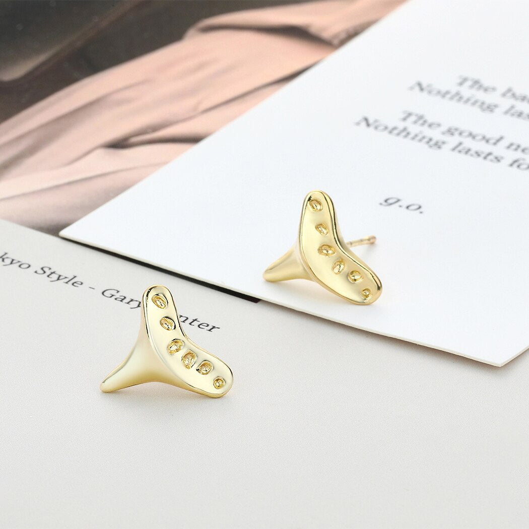 Unique Shark Teeth Stud Earrings - animalchanel