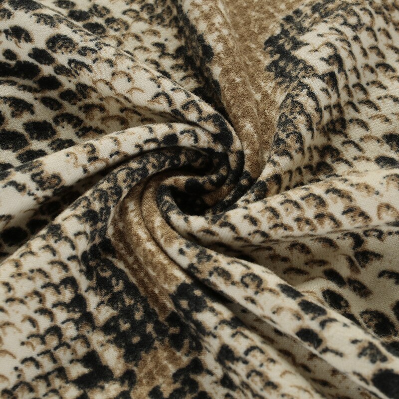 Luxury Snake Crop