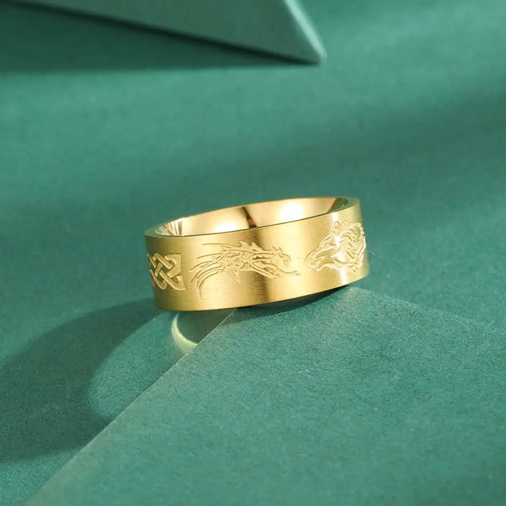 Unique  Wolf Ring