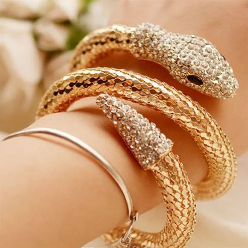 Luxury snake-shaped bracelet