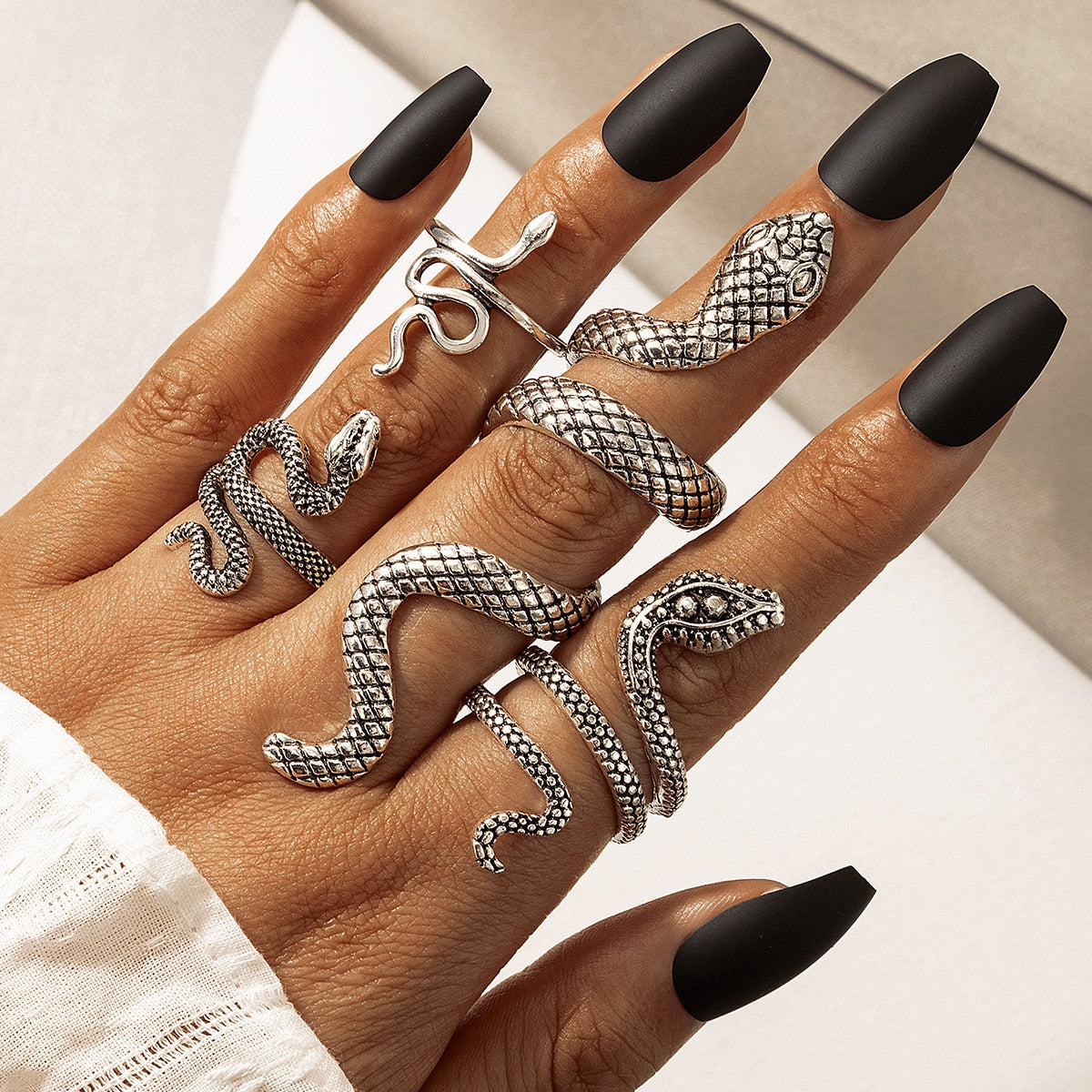 Luxury Goth Gold Snake Rings - animalchanel