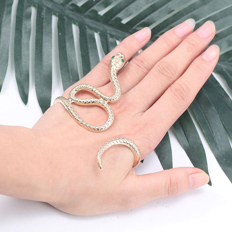 Luxurious crystal Snake bracelet - animalchanel