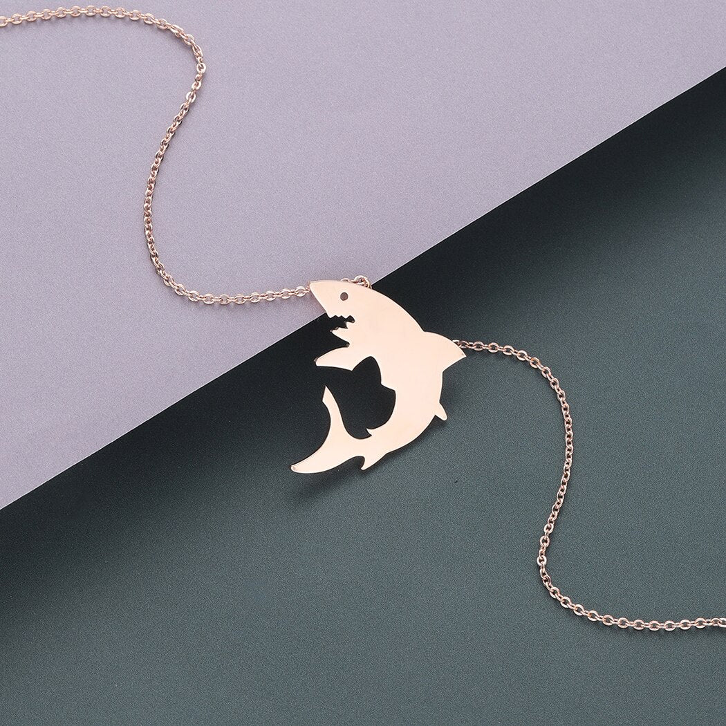 Luxurious Shark Silhouette Necklace - animalchanel