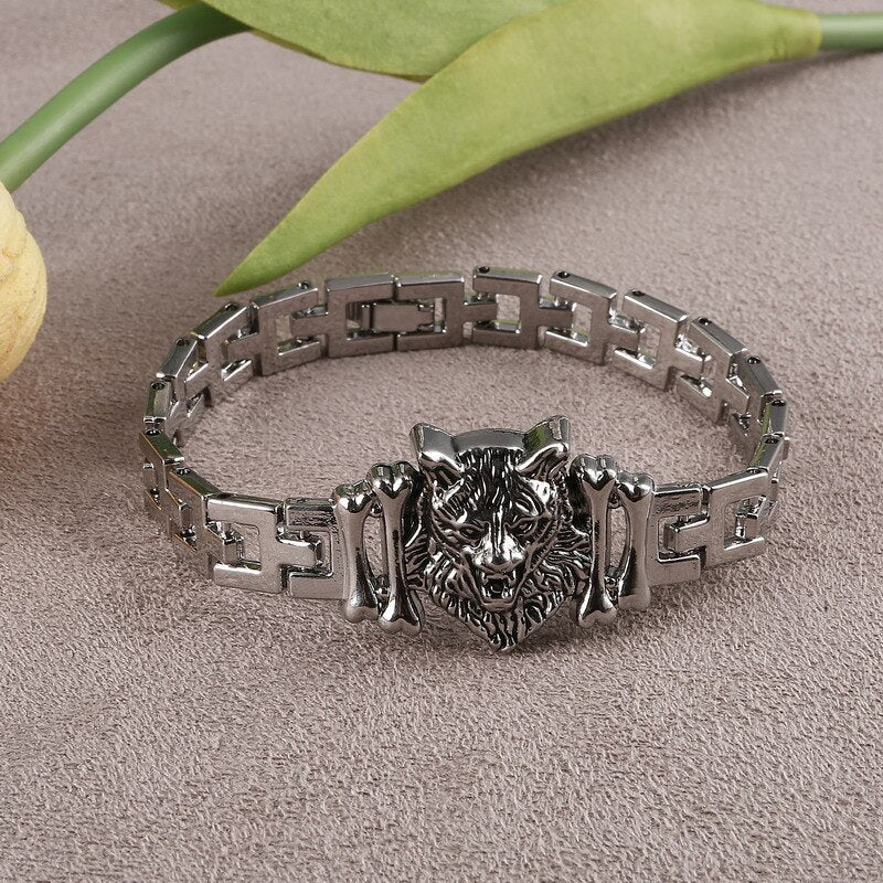 Gorgeous Wolf Bracelet