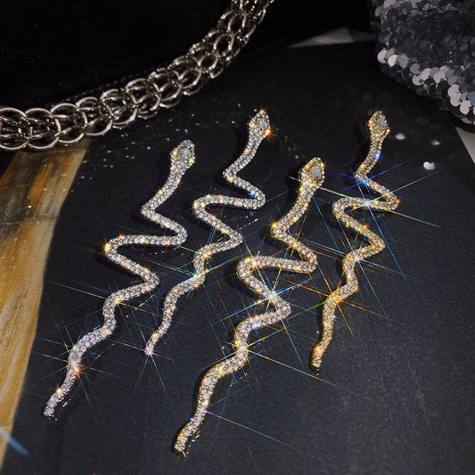 Elegant Long Crystal Snake Earrings - animalchanel