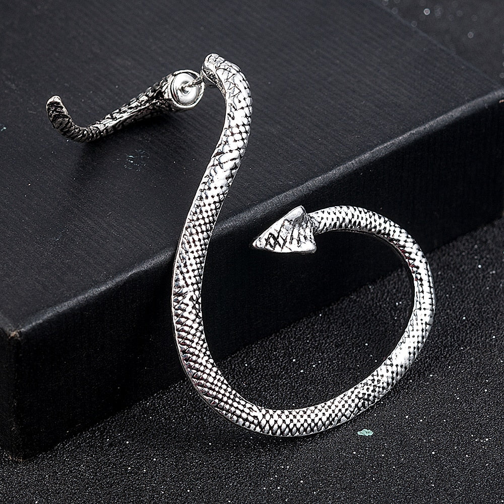 New  Goth snake earrings - animalchanel