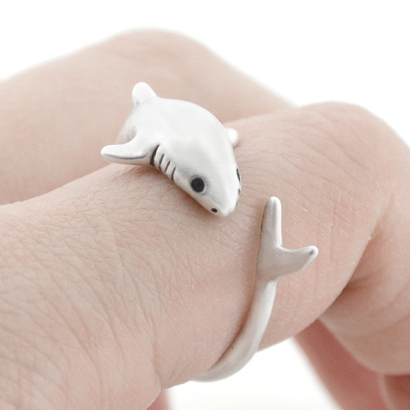 3D shark ring - animalchanel