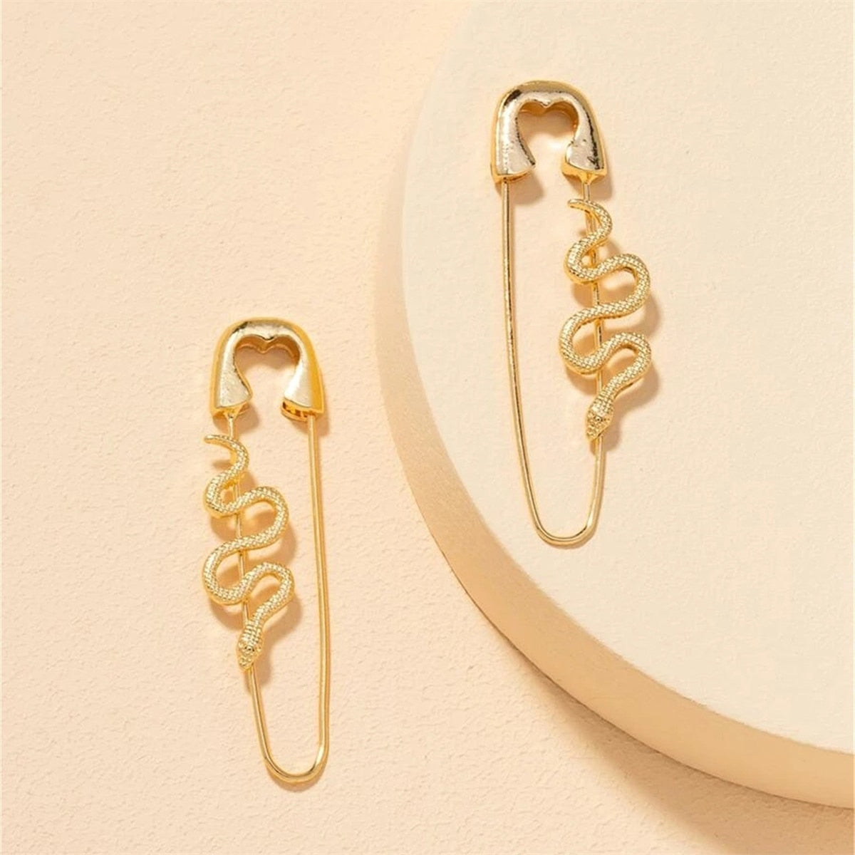 Amazing Snake Pin Earring - animalchanel