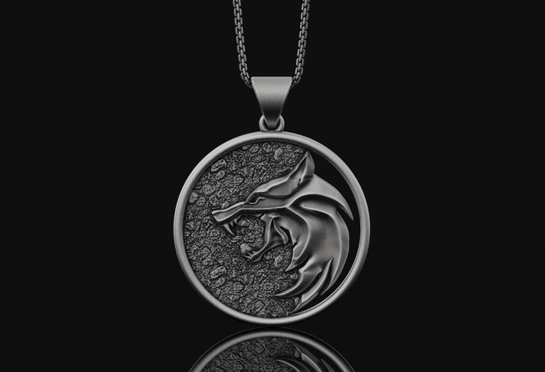 Viking  Wolf Necklace - animalchanel