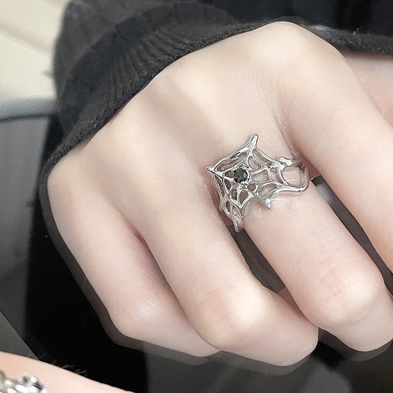 Unique Black Crystale Spider Rings