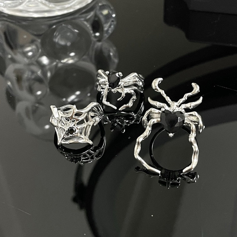 Unique Black Crystale Spider Rings