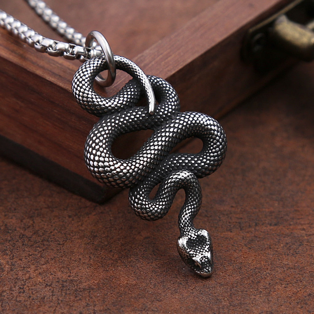 Unique Gothic Snake  Necklace