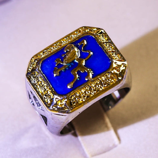 Luxurious lion blue ring - animalchanel